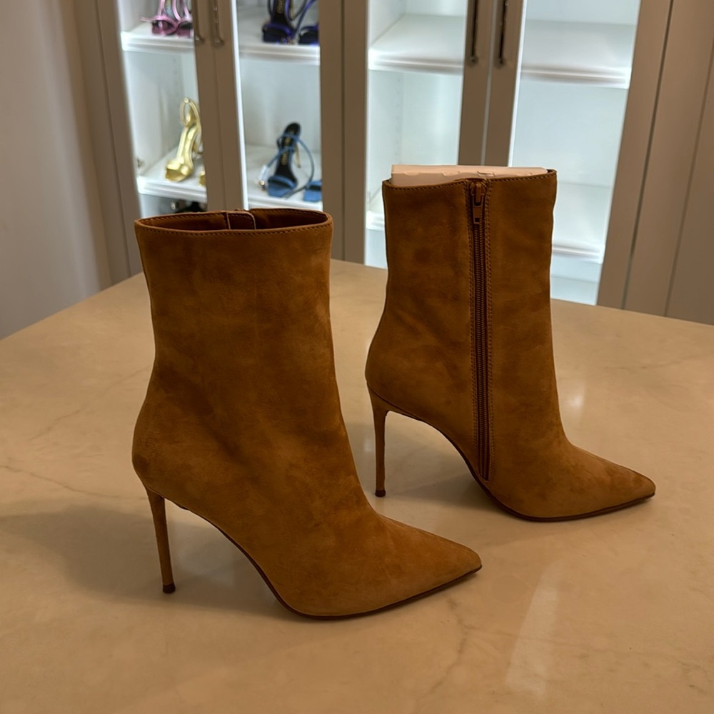 Aqua Women's Gal Pointed High Heel Booties
